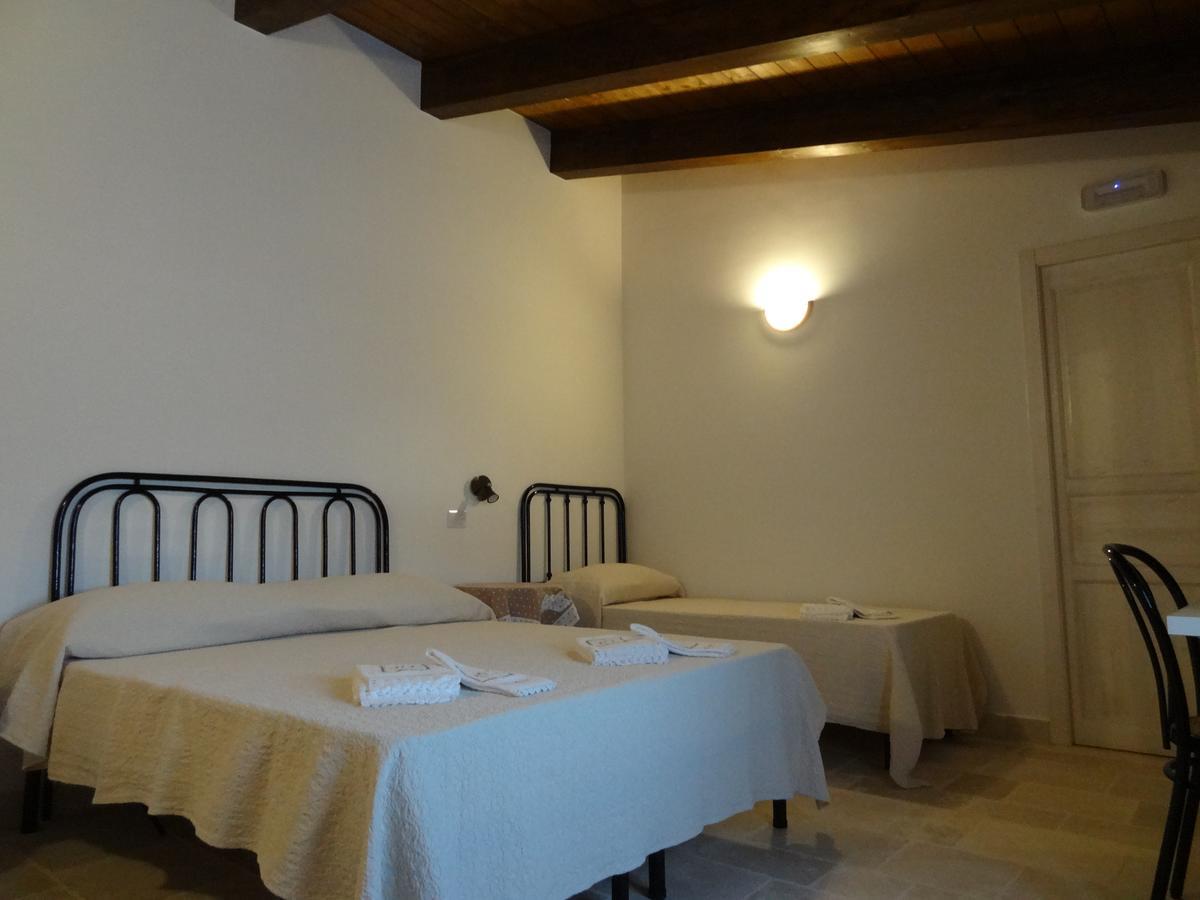 L'Antico Casolare Bed & Breakfast Castellana Grotte Dış mekan fotoğraf